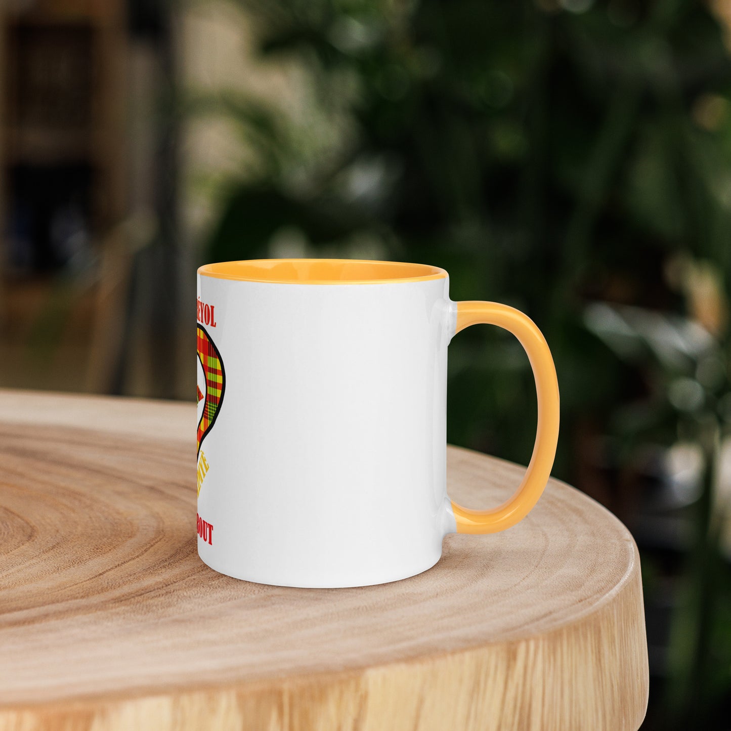 Mug Coloré Manman Kréyol Madras Sunshine