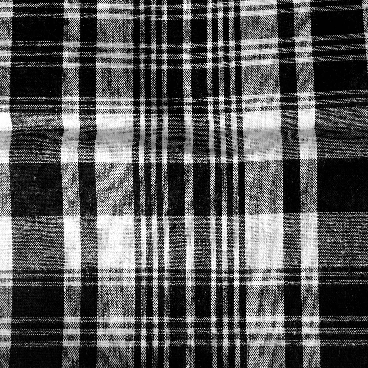 Petit éventail Madras bois ciselé