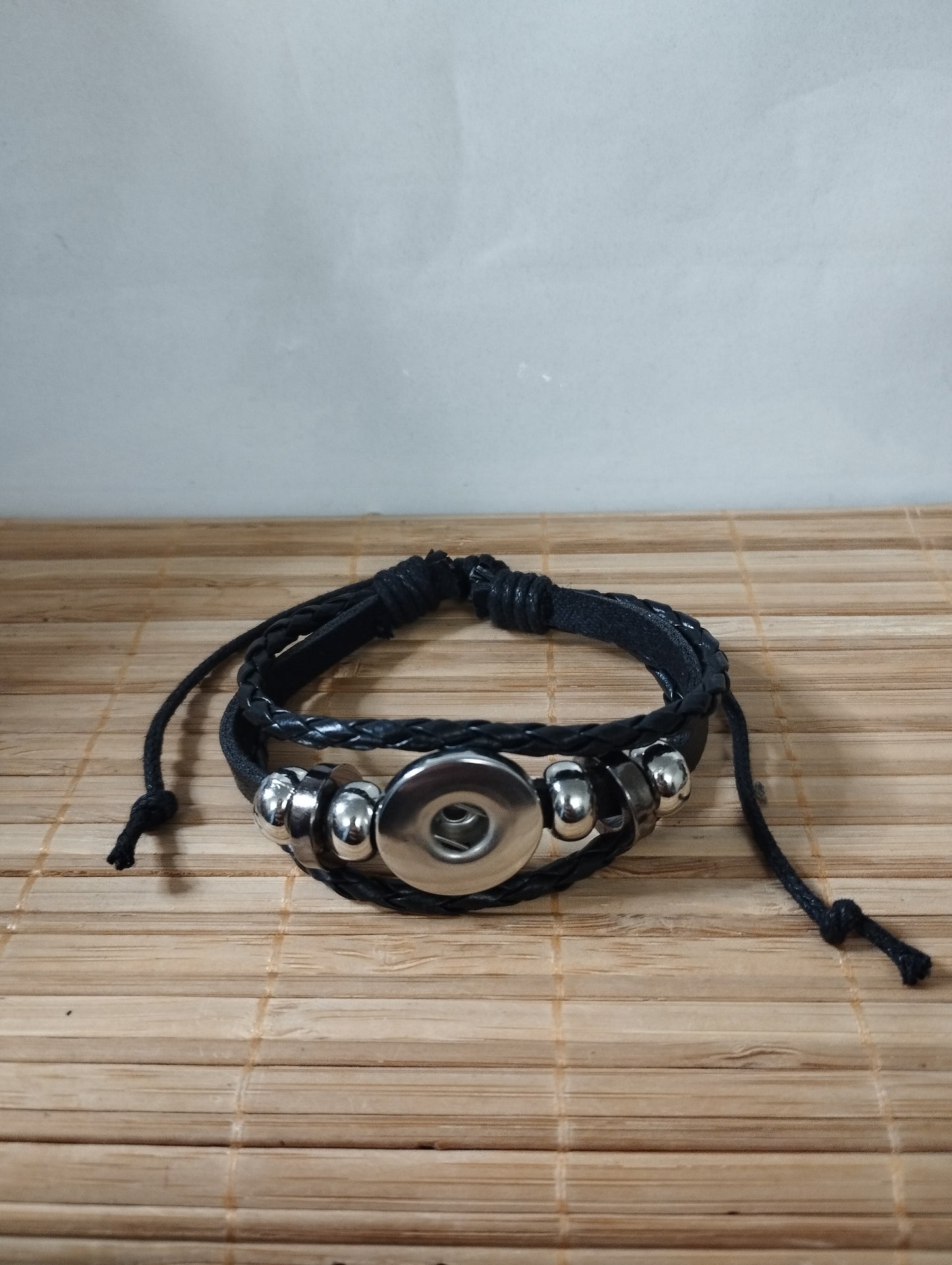 Bracelet en cuir tissé dôme Madras