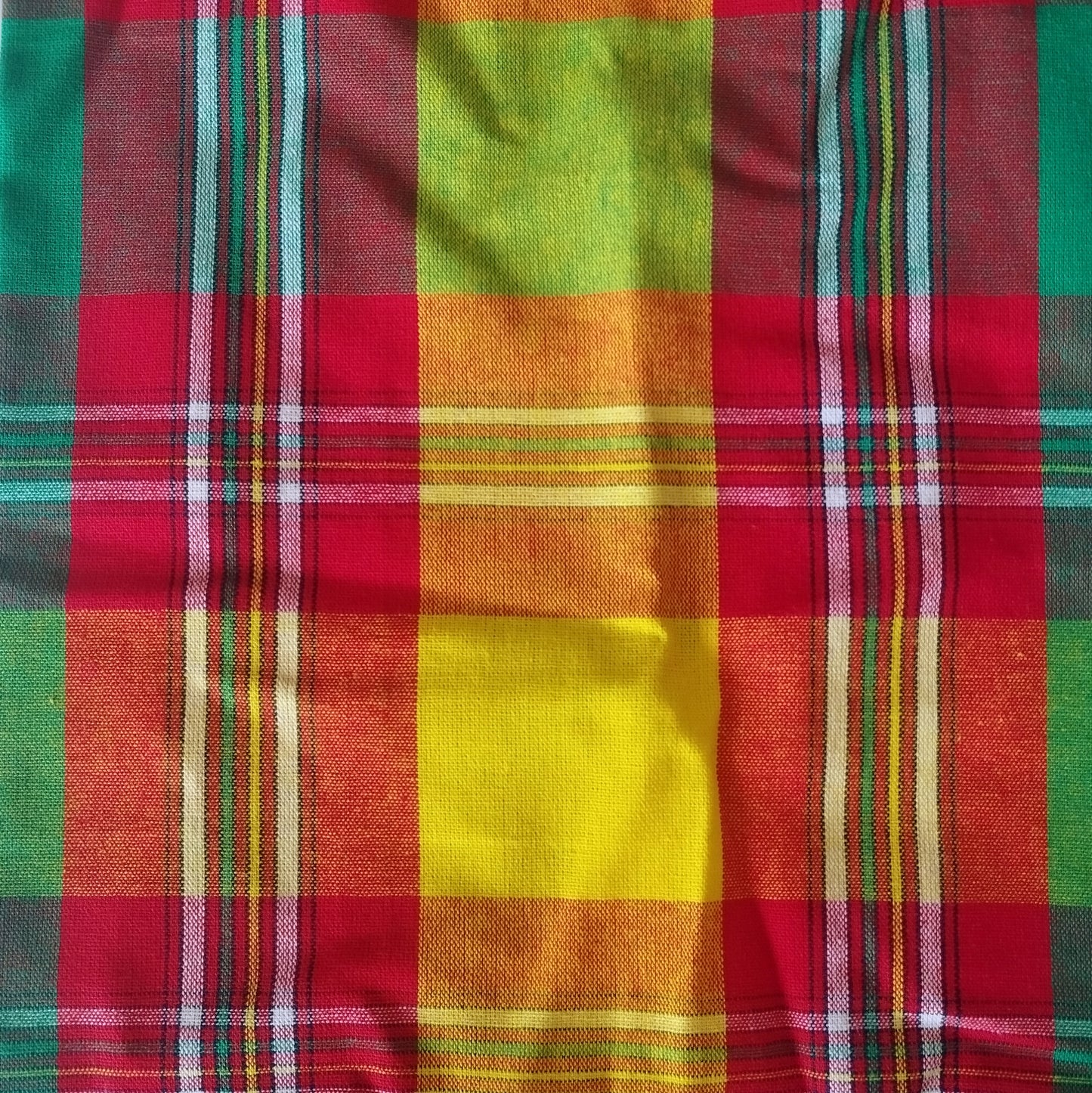 Petit éventail Madras bois ciselé